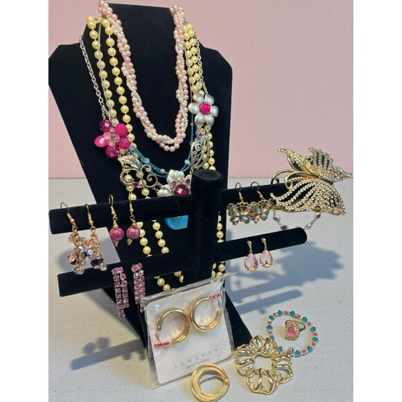 1-2lb Vintage to New Jewelry Lot - All Wearable -275 - Picture 2 of 10